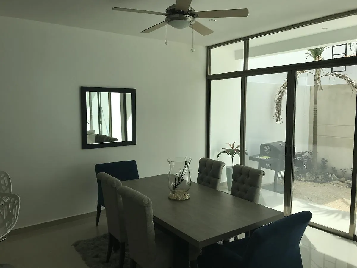 Cancun Airport Zone Мексика