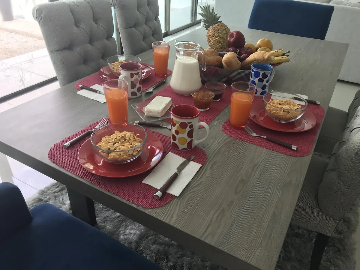 Cancun Airport Zone Мексика